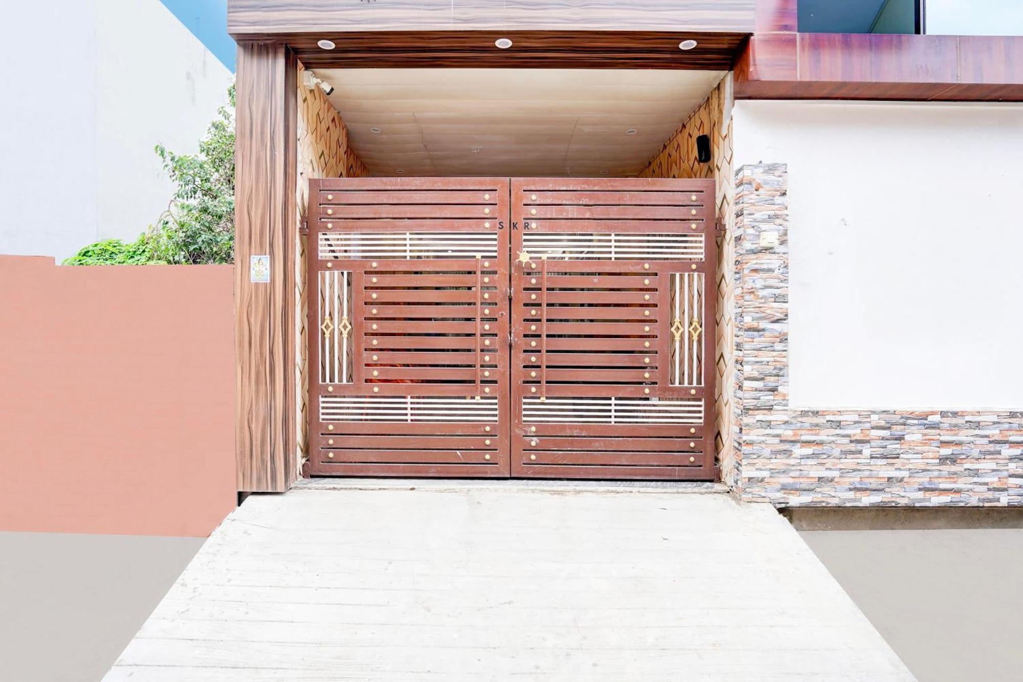 Super Hotel O Blw Kakarmatta Near Banaras Junction 瓦拉纳西 外观 照片